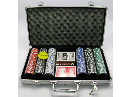 Покерный набор в алюминиевом кейсе 300 фишек купить в интернет магазине подарков ПраздникШоп